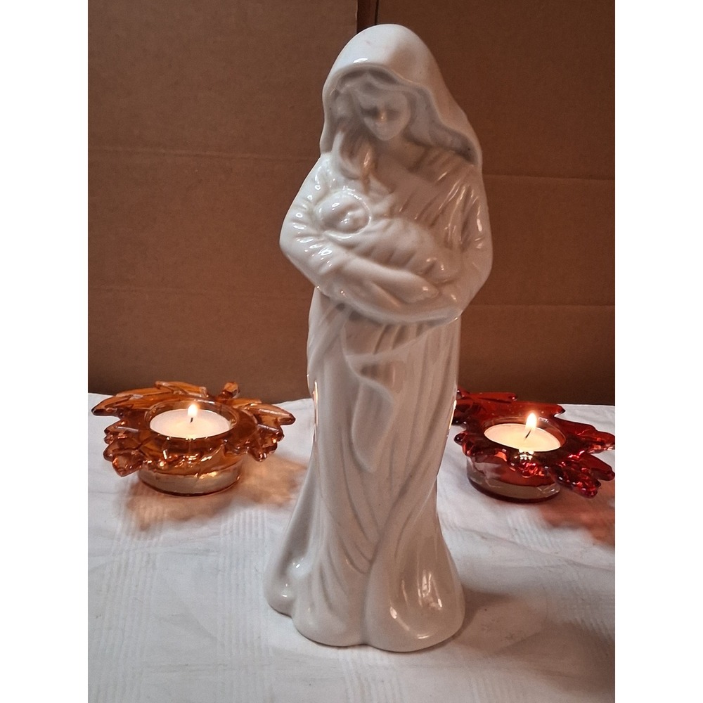 Vintage House of Lloyd 1988 Madonna and Child White Ceramic Figurine 8.5 inch